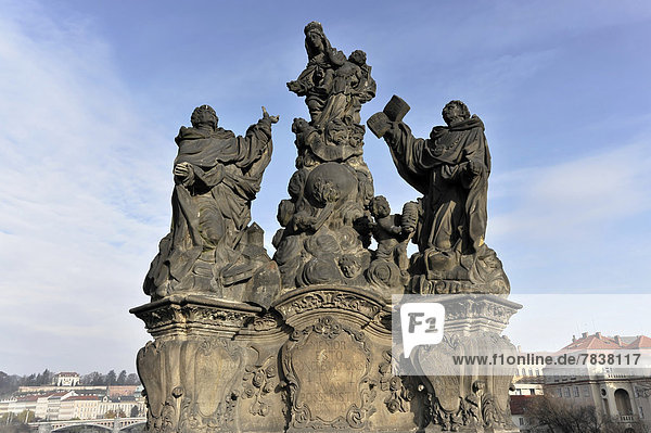 Madonna mit dem heiligen Dominikus und dem heiligen Thomas 1708  Karlsbrücke  UNESCO Weltkulturerbe  Altstätter Seite