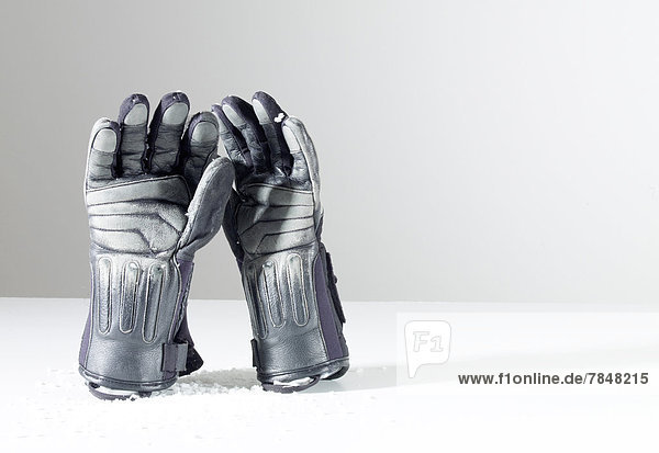 Gloves symbol for winter holidays