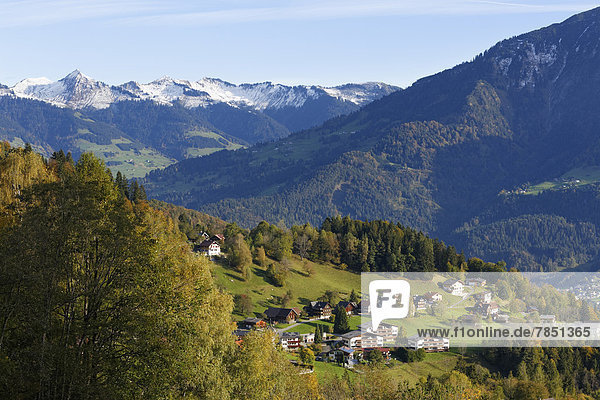 Österreich  Vorarlberg  Blick auf Burserberg im Brandnertal