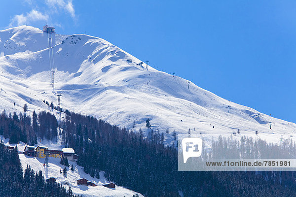 Schweiz  Blick auf das schneebedeckte Jakobshorn