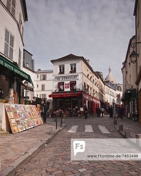 The streets of Montmartre  Paris  France  Europe
