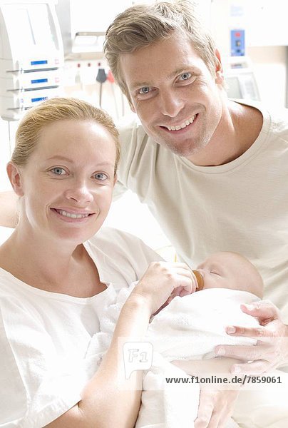 Neugeborenes  neugeboren  Neugeborene  Menschliche Eltern  Baby