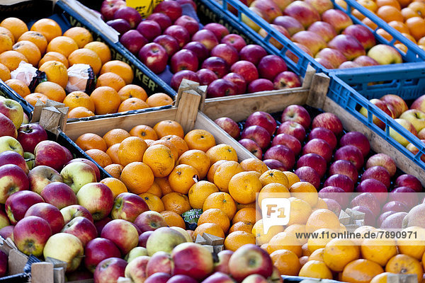 Frucht  Außenaufnahme  verkaufen  Markt