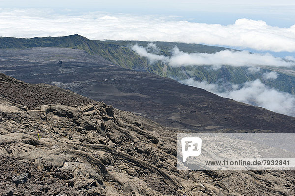 Ausgekühlter Lavastrom am Cratere Dolomieu  am Vulkan Piton de la Fournaise