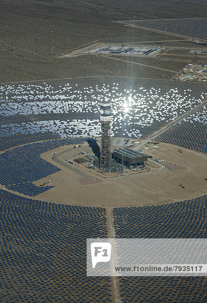 Brightsource Ivanpah Solar Electric Generating System Sonnenwärmekraftwerk zur Stromerzeugung