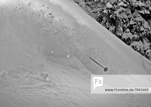 Snowboarding  Skifahrer  verstecken  Wolke  Gesichtspuder  unbewohnte  entlegene Gegend  Eigentum
