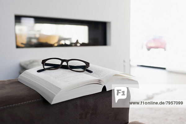 Brille Buch Taschenbuch
