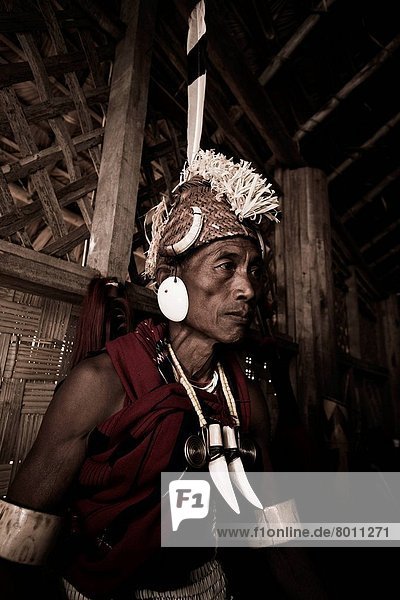 Hütte  Mann  Tradition  Kleidung  Volksstamm  Stamm  Indien