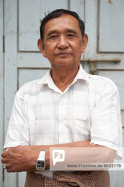 Portrait of a man  Pin Oo Lwin  Shan State  Burma