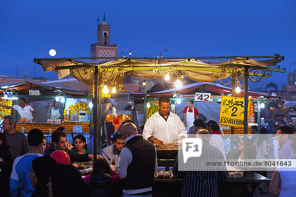 Blumenmarkt  geben  Lebensmittel  Quadrat  Quadrate  quadratisch  quadratisches  quadratischer  Koch  Marrakesch  Marokko