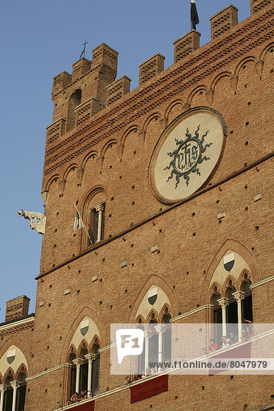 Mensch  sehen  Menschen  Fenster  Italien  Parade  Siena  Toskana