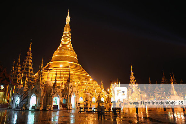 Shwedagon Pagoda at night  Rangoon  Burma/Myanmar