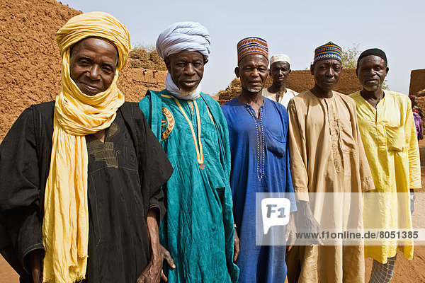 Portrait of senior man wearing traditional clothing  Yaama Village  Tahoa  Central Niger  Niger