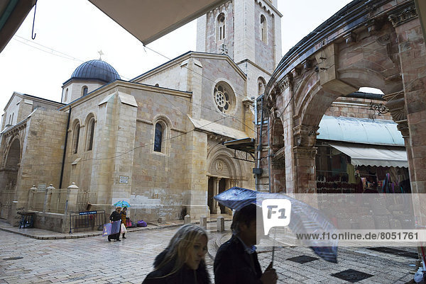 Jerusalem  Hauptstadt  Tag  Regen  Kirche  Eingang  Israel
