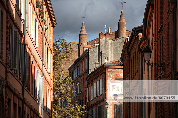 nahe Gebäude Straße Ziegelstein Fluss rot Toulouse
