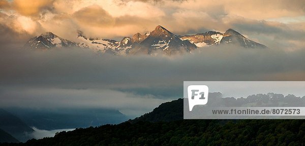Feuerwehr  Wolke  Sonnenuntergang  Ansicht  Pyrenäen