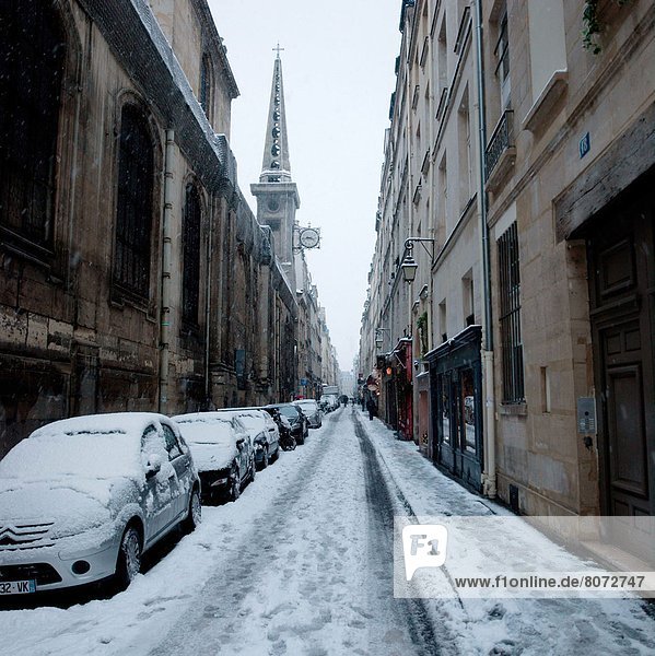 Paris  Hauptstadt  Auto  Straße  Stadt  Großstadt  Hauptstadt  vorhersagen  Niederschlag  Kirchturm  Schnee  Wetter