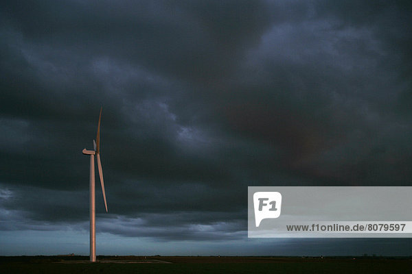 Erneuerbare Energie Alternative Energie Alternativenergie Feuerwehr Energie energiegeladen Schutz Dankbarkeit Windmühle Windpark Planet