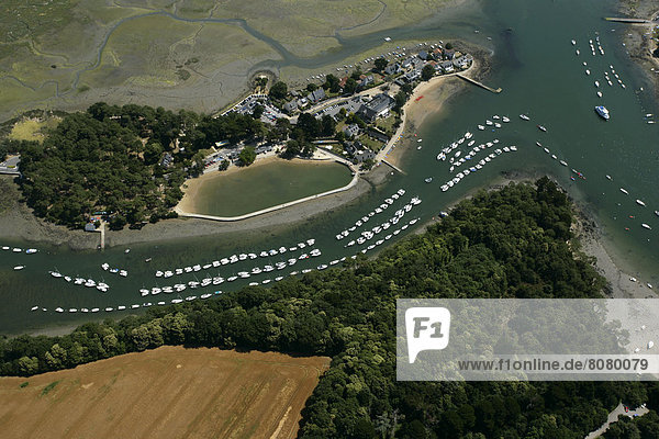 Golfplatz über Boot Insel Ansicht Luftbild Fernsehantenne Morbihan