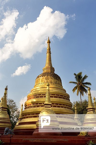 Myanmar  Asien  vergoldet  Shan Staat