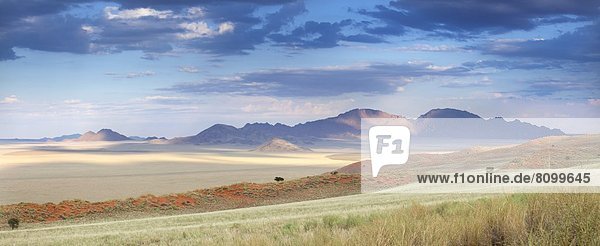 Panorama  Landschaft  über  Ehrfurcht  Ansicht  Namibia  Namib Naukluft Nationalpark  Namib  Reservat  Afrika  Abenddämmerung