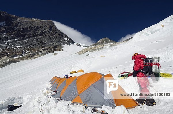Camp 3 at 7100m on the Lhotse Face  Mount Everest  Solu Khumbu Everest Region  Sagarmatha National Park  UNESCO World Heritage Site  Nepal  Himalayas  Asia