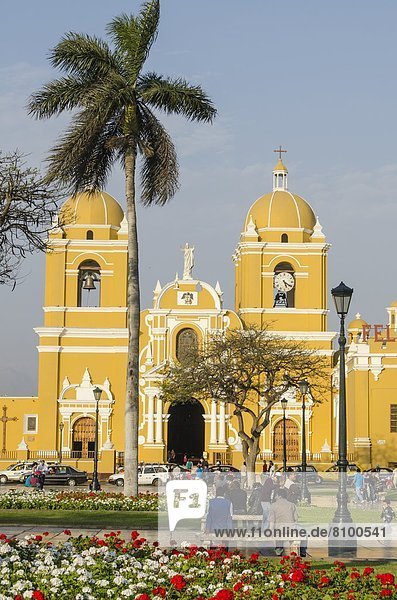 Kathedrale  Stadtplatz  Peru  Südamerika  Trujillo