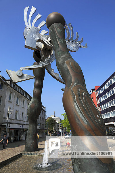 Skulptur Phönix im Wind  Oberhausen  Deutschland