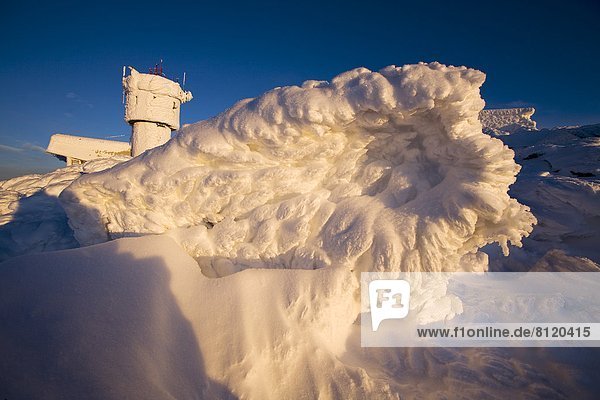 Blue Building Exterior Cold Temperature Color Image Day Discovery Education Frozen Horizontal Ice Learning Mount Washington Observatory Mountain Mountain Range Mt Washington New Hampshire Nobody Outdoors Photography Research Science Snow Snowcapped USA Winter
