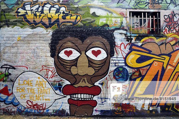 Graffiti Street  Werregarenstraat  einziger Platz Europas  an dem Graffiti erlaubt und erwünscht ist