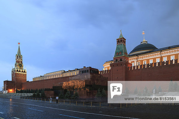 Erlöser-Turm  Kreml  Senatsturm und Lenin-Mausoleum  Roter Platz oder Krasnaja Ploschtschad