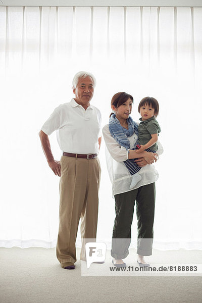 Drei Generationen Familie  Porträt