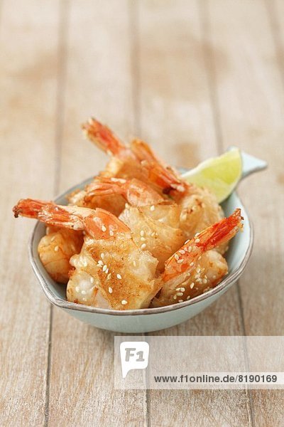 Fried shrimps in puff pastry