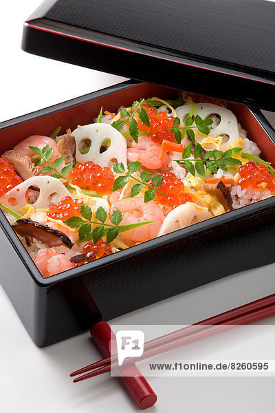 Chirashizushi