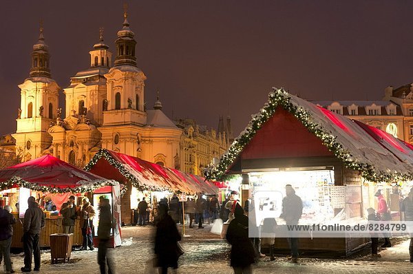 Prag Hauptstadt Europa bedecken Weihnachten Tschechische Republik Tschechien Barock Markt Schnee