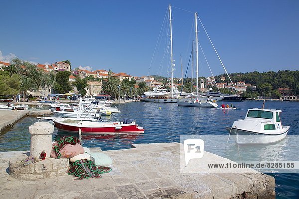 Hafen  Europa  Stadt  Boot  Ansicht  Kroatien  Dalmatien  alt