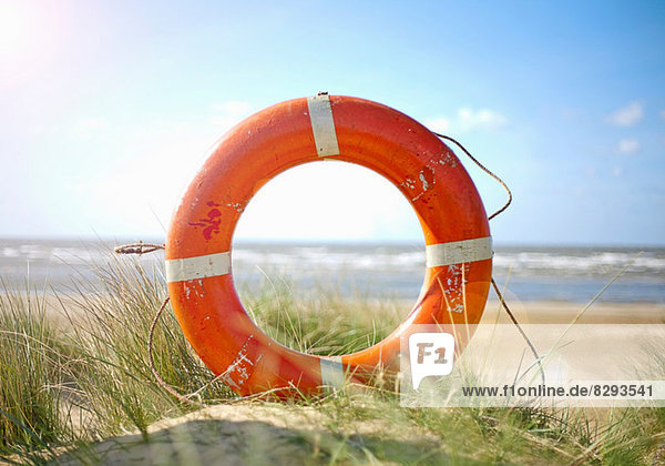 Rettungsring am Strand