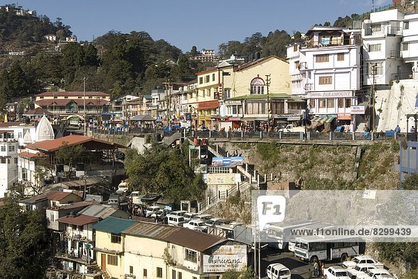 Gandhi Chowk  Mussoorie  hill station above Dehra Dun  Uttarakhand  Garwhal Himalaya  India  Asia