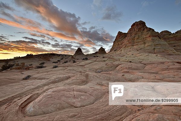 Vereinigte Staaten von Amerika  USA  Wolke  über  Sonnenaufgang  Anordnung  Nordamerika  Arizona  Sandstein