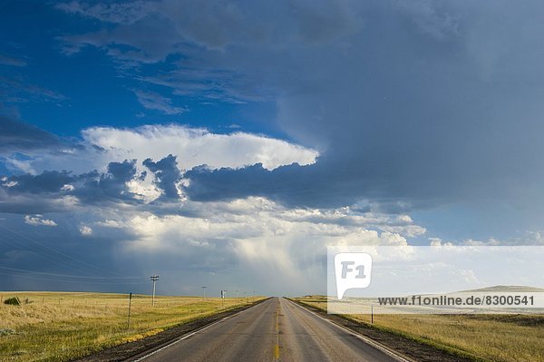 Vereinigte Staaten von Amerika  USA  Wolke  Ländliches Motiv  ländliche Motive  über  dramatisch  Nordamerika  Wyoming