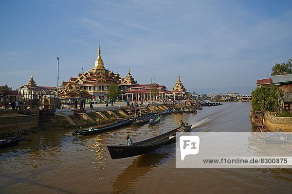 Temple  Paya Phaung Daw Oo  Inle Lake  Shan State  Myanmar (Burma)  Asia