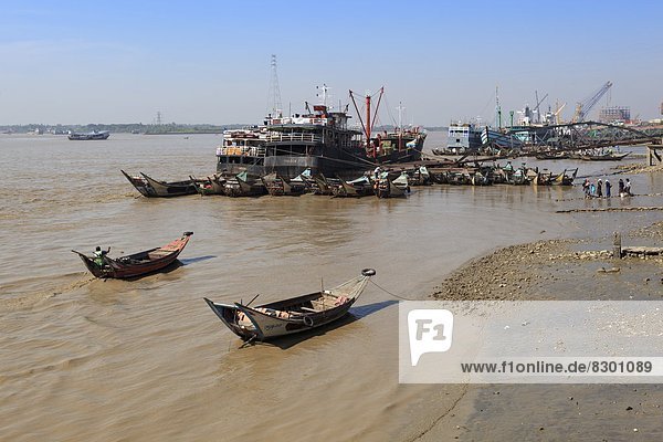 Yangon river front and ferries  Botataung area  Yangon (Rangoon)  Yangon Region  Myanmar (Burma)  Asia