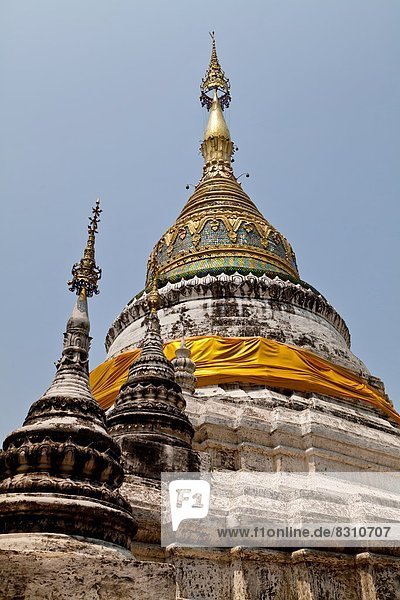 Chedi des Wat Buppharam,  Chiang Maim,  Thailand,  Asien