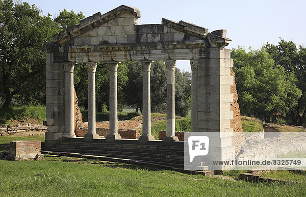 Restored Monument Agonotheten  part of Buleuterion  temples  ruins of Apollonia  Apoloni