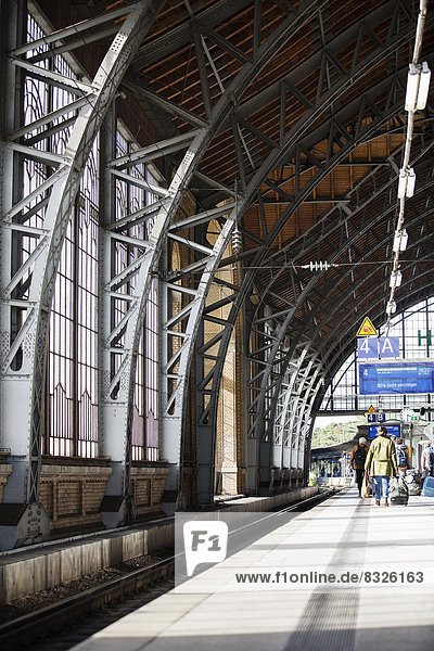 Platform  Hamburg Dammtor railway station