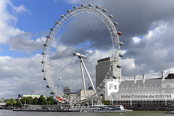 London Eye oder Millennium Wheel  Riesenrad an der Themse  London  Region London  England  Großbritannien