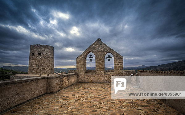 Glockenturm der Burg  Capdepera  Mallorca  Balearen  Spanien