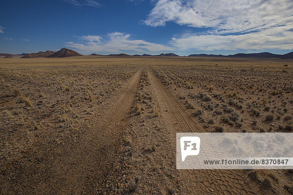 Fernverkehrsstraße  Wüste  Reise  schmutzig  Namibia