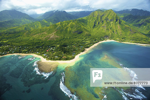 Vereinigte Staaten von Amerika  USA  Küste  Insel  Ansicht  Luftbild  Fernsehantenne  Hawaii  hawaiianisch