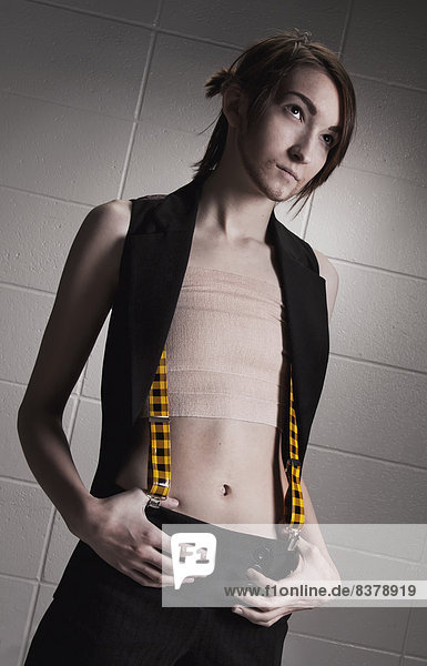 Frau  Schminke  männlich - Mensch  jung  Kleidung  Kostüm - Faschingskostüm  Alberta  Kanada  Edmonton